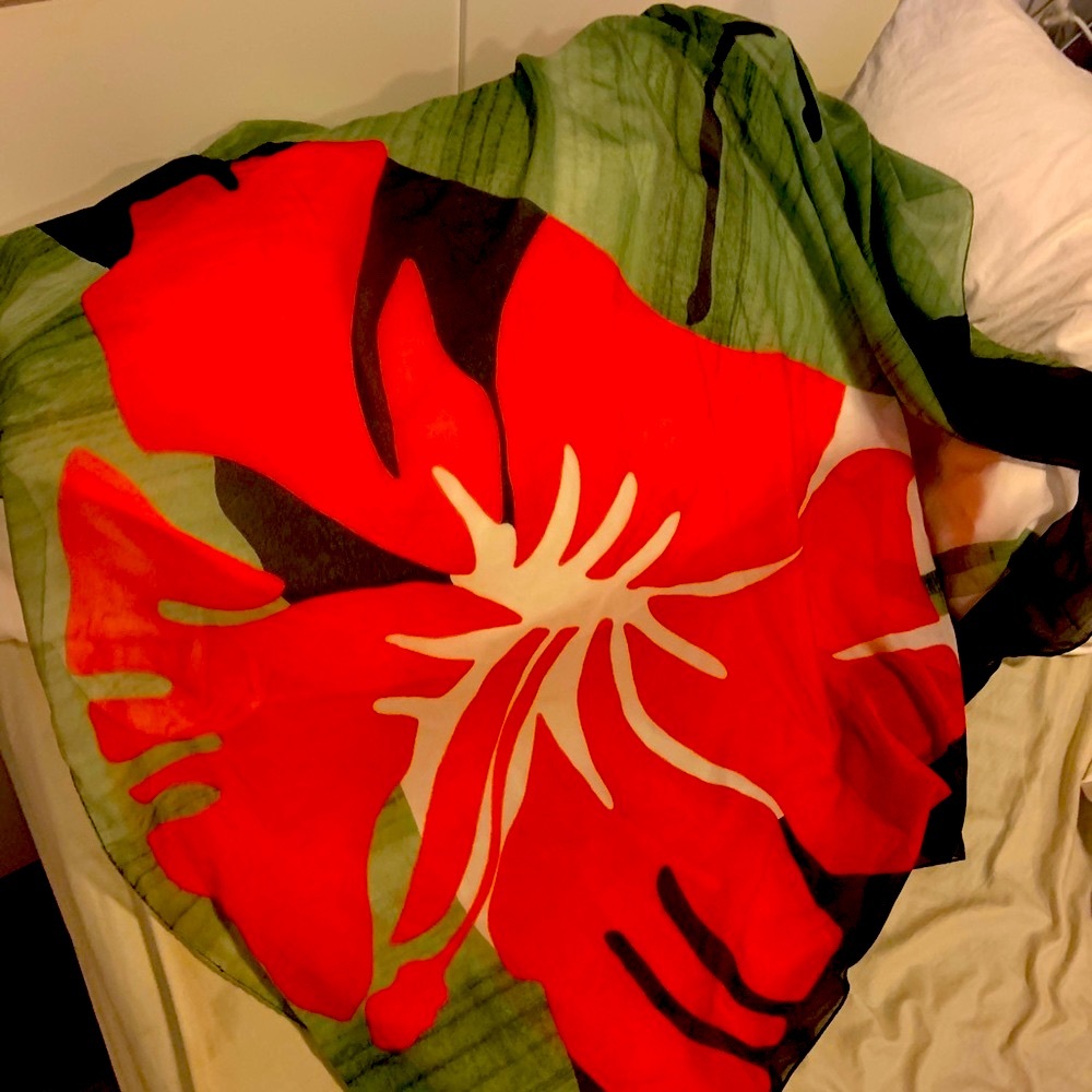ST JOHN SWIMWEAR SARONG WRAP SCARF RED COVERUP PARÉO